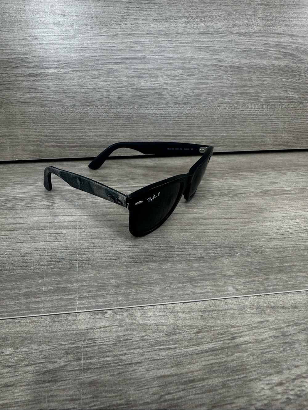 RAY BAN RB 2140 Wayfarer Polarized Urban Camouflage Made In Italy